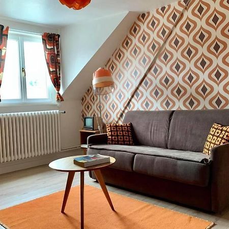 Appartement Vintage Avec Vue Sur Le Chateau Pierrefonds Bagian luar foto