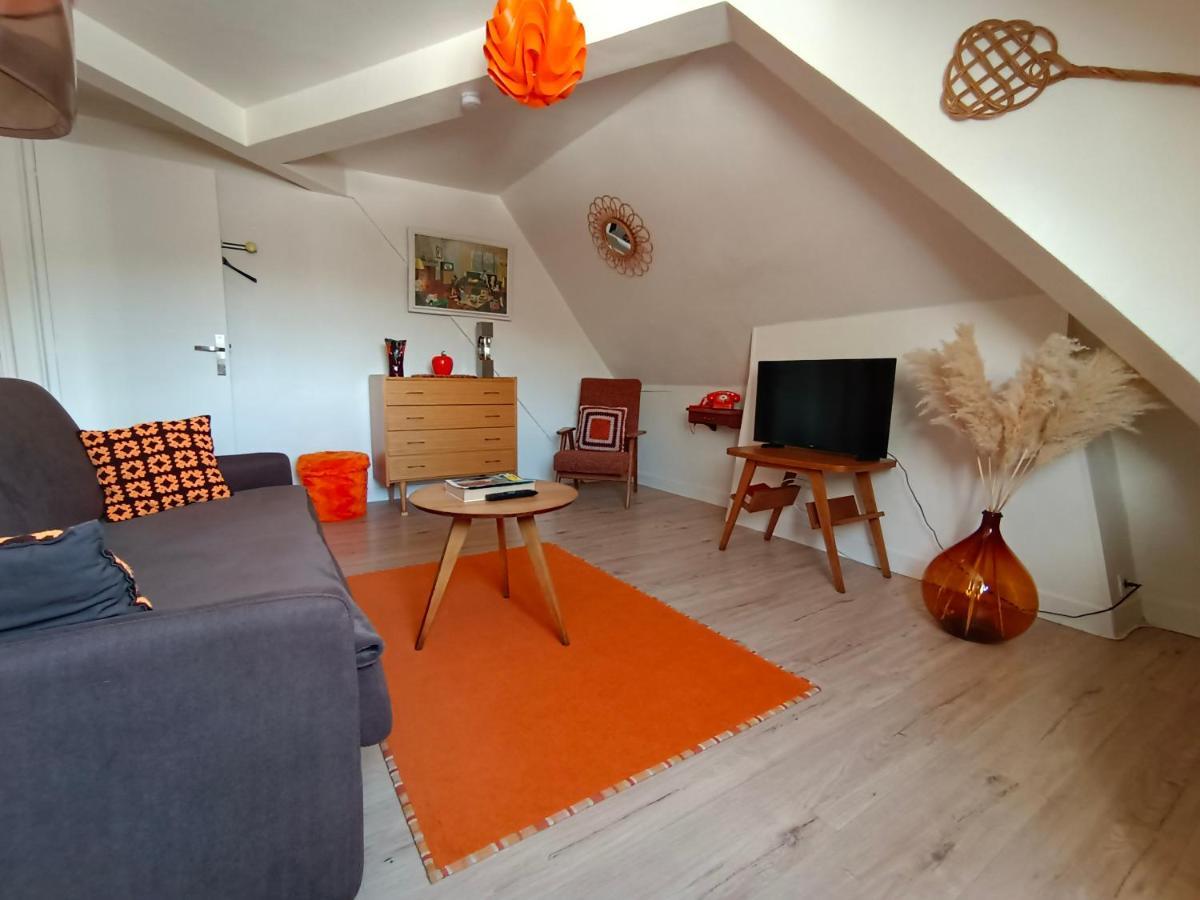 Appartement Vintage Avec Vue Sur Le Chateau Pierrefonds Bagian luar foto
